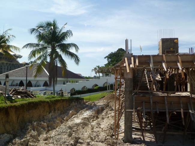 Projek pengawa nyeruri tauka miki rumah ofisyel TYT ti besai rampa