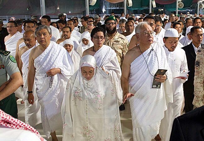 Mr and Mrs brought religion onto their side in December. Rosmah is also a notorious practitioner of black magic.  Nevertheless they have spent New Year negotiating.