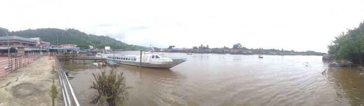 Limbang on the river - most residents cross to Brunei each day to find work