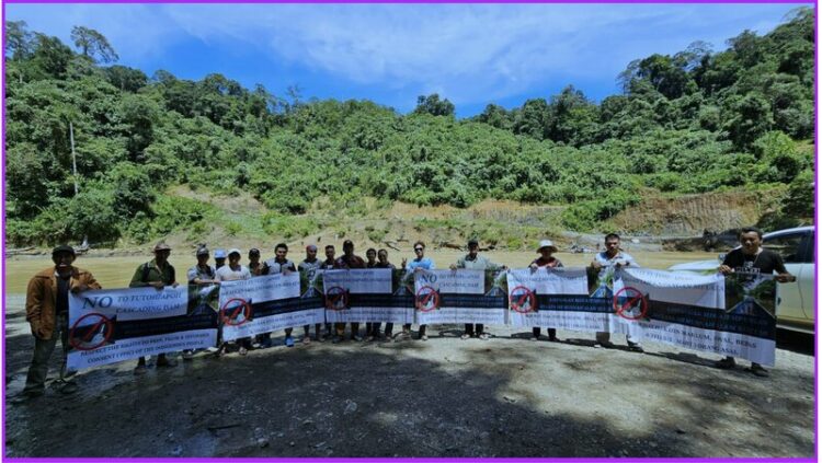 Communities along the Tutoh river express their resistance to the proposed Tutoh/Apoh cascading dam citing lack of full community consultation and project disclosure.